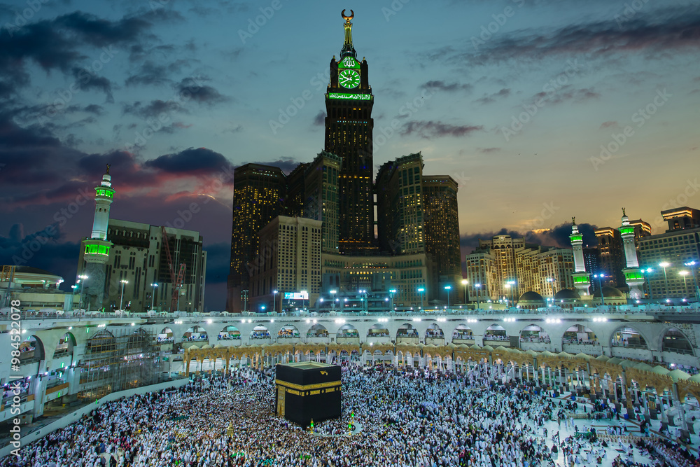 8 Keutamaan Umrah yang Wajib Diketahui Setiap Muslim